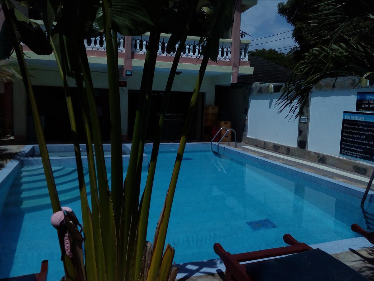 The Bright Star Resort เดียนีบีช ภายนอก รูปภาพ