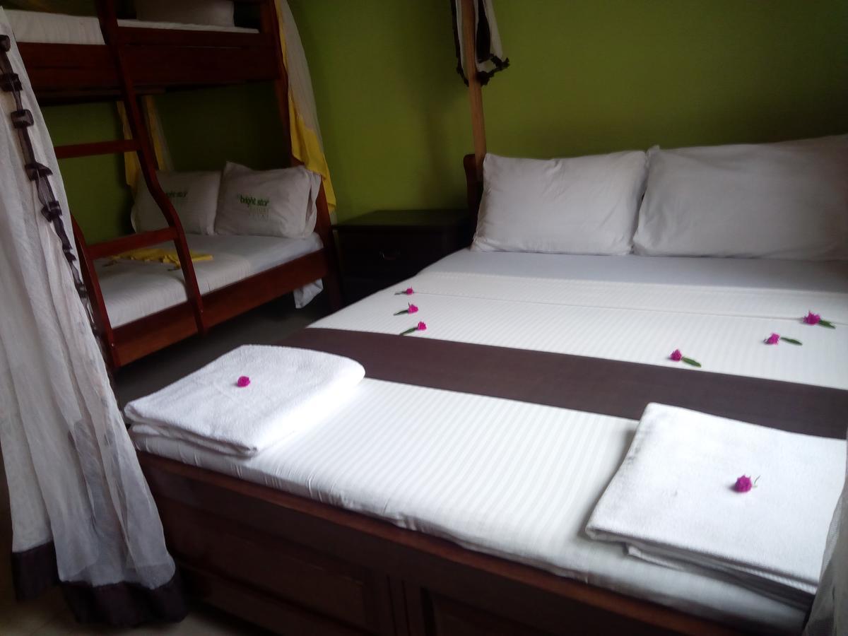 The Bright Star Resort เดียนีบีช ภายนอก รูปภาพ