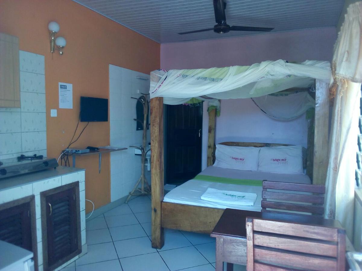 The Bright Star Resort เดียนีบีช ภายนอก รูปภาพ