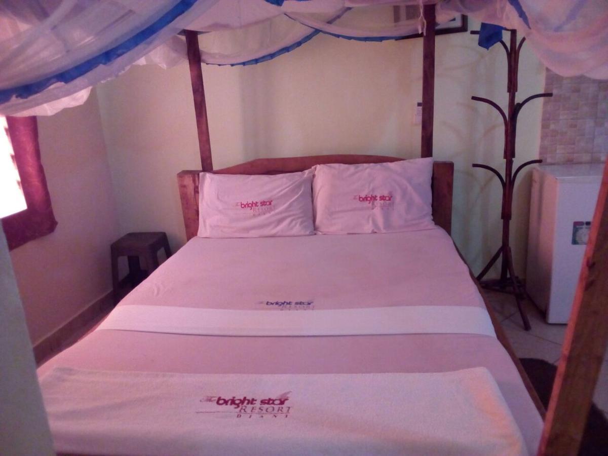 The Bright Star Resort เดียนีบีช ภายนอก รูปภาพ