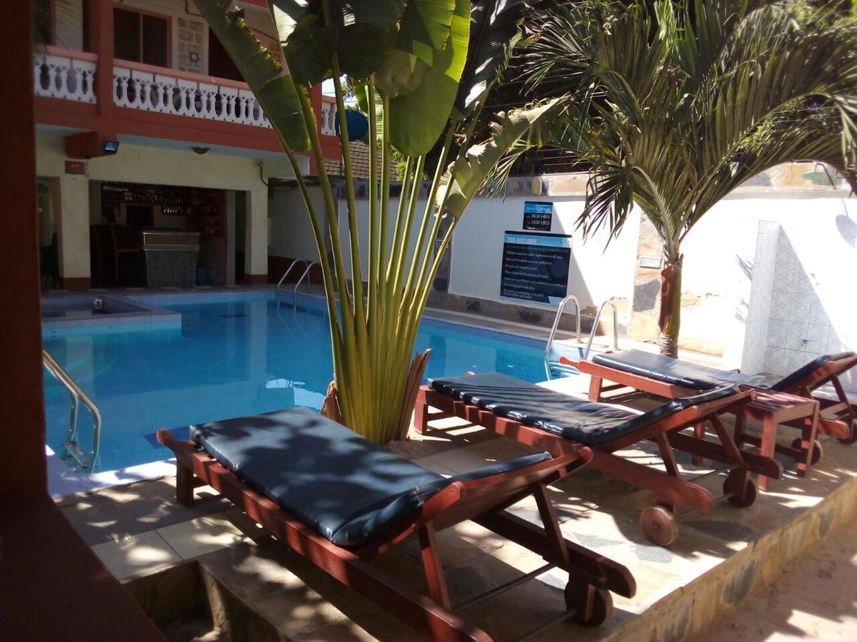 The Bright Star Resort เดียนีบีช ภายนอก รูปภาพ
