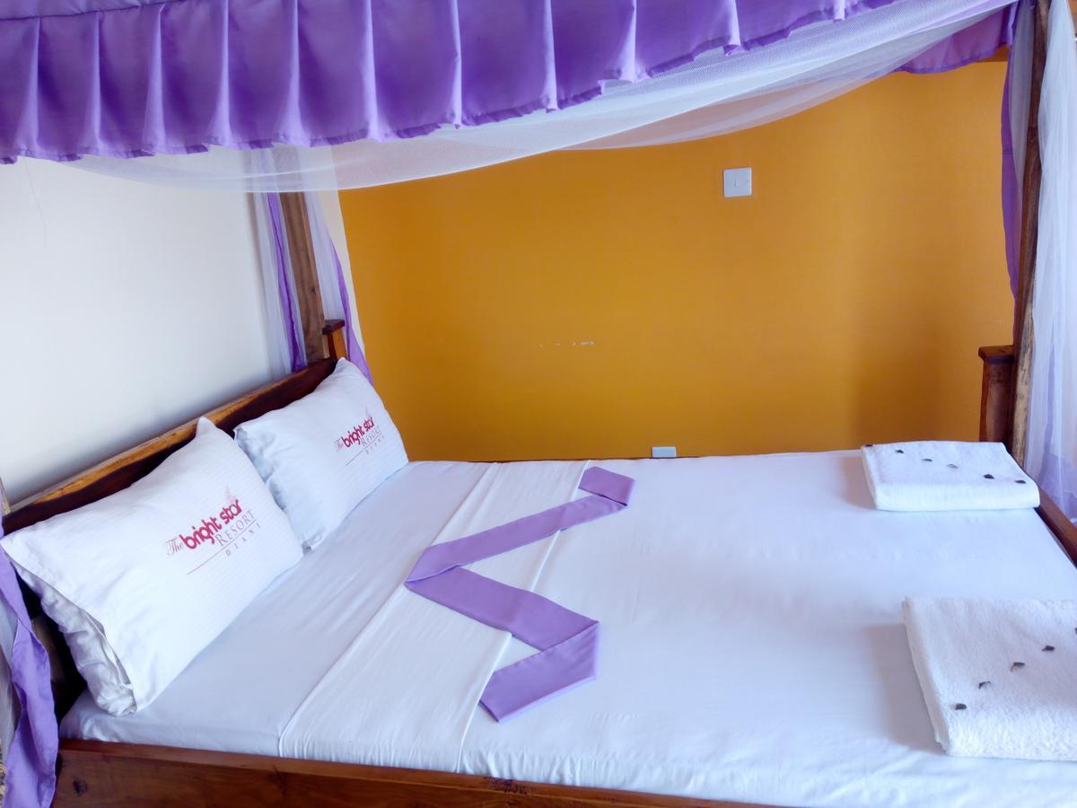 The Bright Star Resort เดียนีบีช ภายนอก รูปภาพ